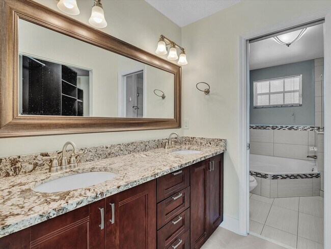 Building Photo - 13400 NW 5th Ct