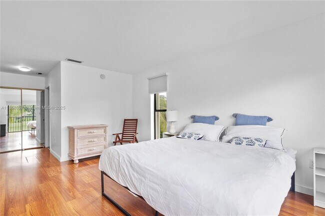 Building Photo - 9946 Costa Del Sol Blvd