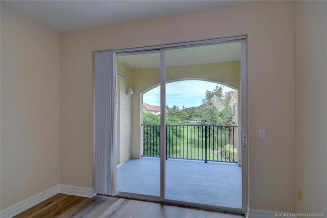 Building Photo - 44 SE Sedona Cir