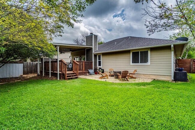 Building Photo - 11322 Bristle Oak Trail