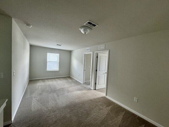 Building Photo - Epperson lagoon community-9565 Rally Spring Loop, Wesley Chapel!" WIFI AND CABLE INCLUDED