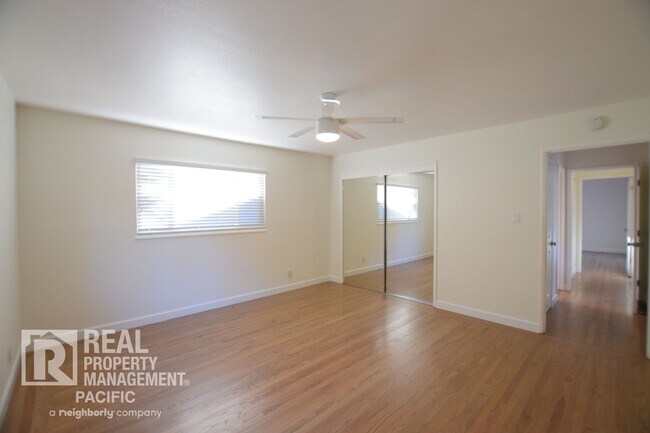 Building Photo - 3-Bedroom Retreat with Expansive Backyard ...