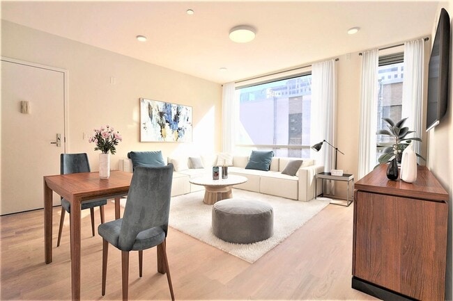 Building Photo - 110 Court St