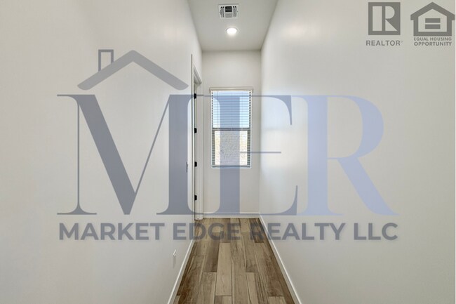 Building Photo - 3Bed/2Bath Home in Rio Verde NO HOA! Ready for Immediate Move-In!