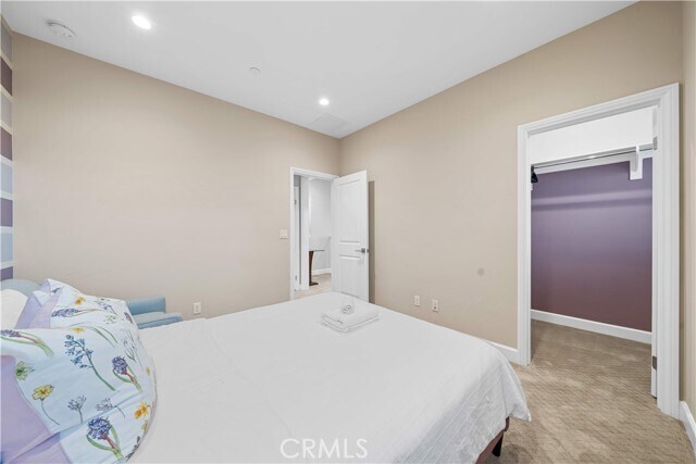 Building Photo - 114 Guinness