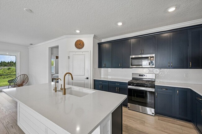 Building Photo - 191 Pinzon Pl