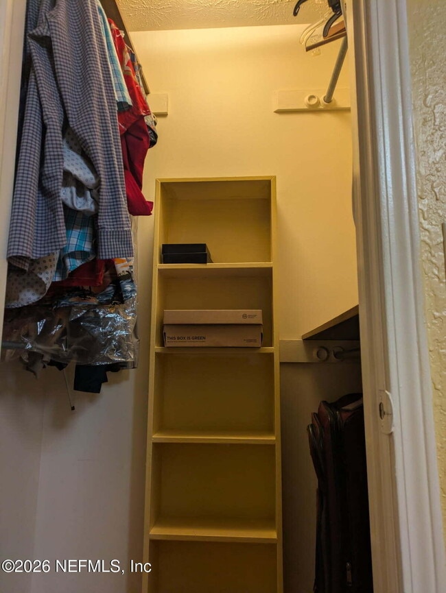 Building Photo - 4442 River Trail Rd