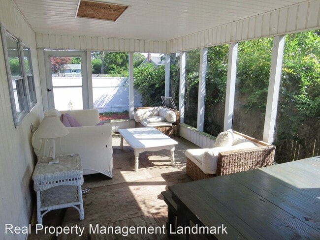 Building Photo - 2 br, 1 bath House - 101 Trafalgar Drive