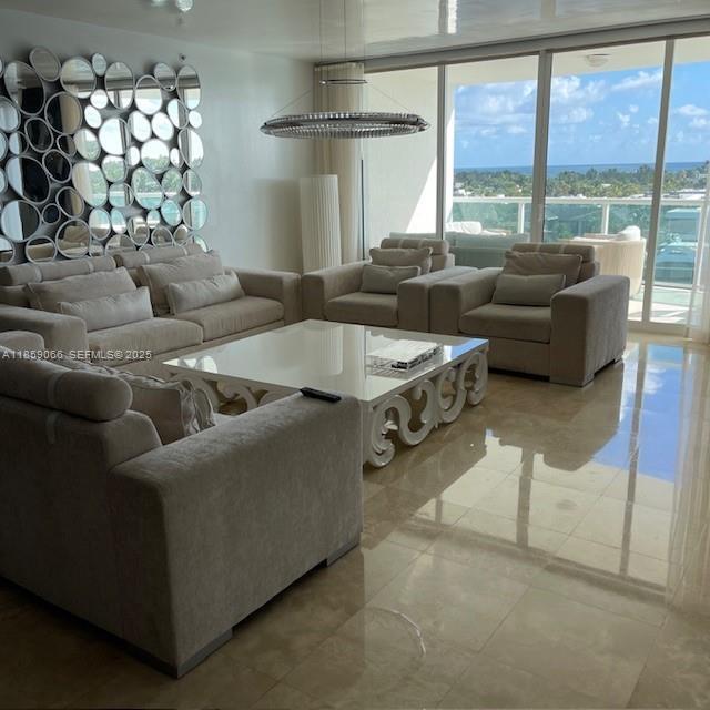 Building Photo - 20201 E Country Club Dr