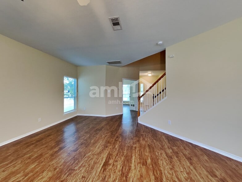 Building Photo - 1101 Shadow Glenn Dr