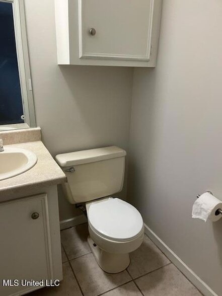 Building Photo - 35 Lance Dr