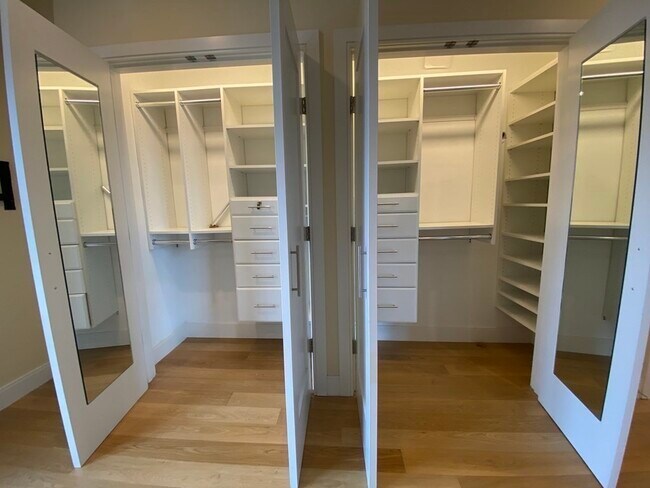 Building Photo - 488 Dorchester Ave