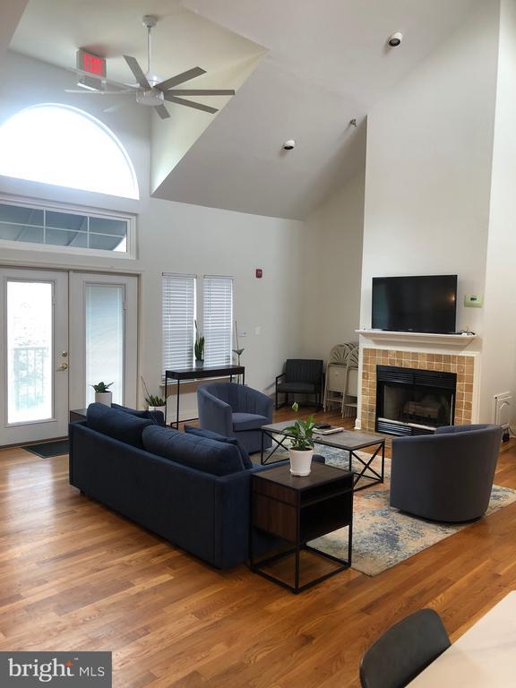 Building Photo - 3315 Wyndham Cir