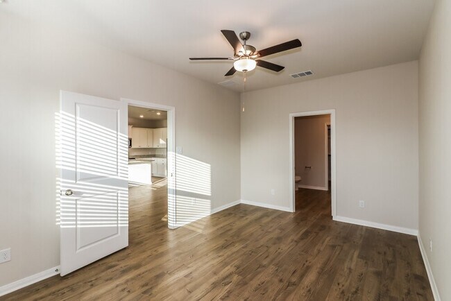 Building Photo - 7606 Tipton Meadow Way
