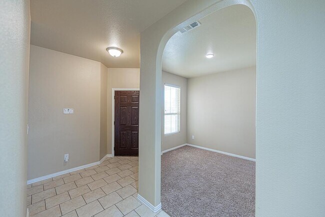 Building Photo - 7216 Brooks Ranch Rd