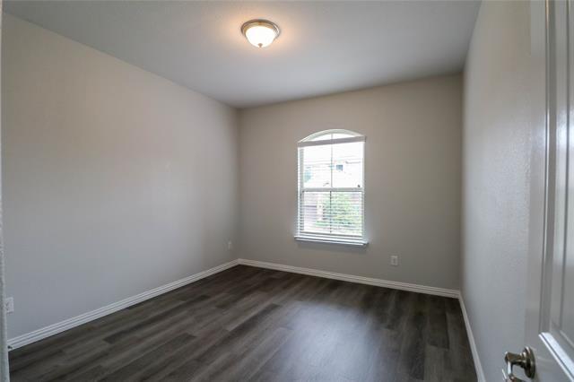 Building Photo - 9909 Tule Lake Rd