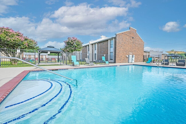 Building Photo - Village Creek