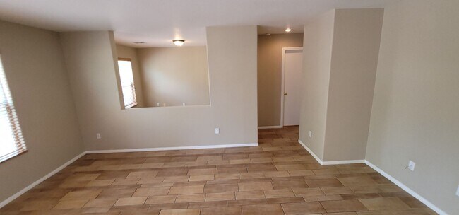 Building Photo - Beautiful former Model Home located near S...