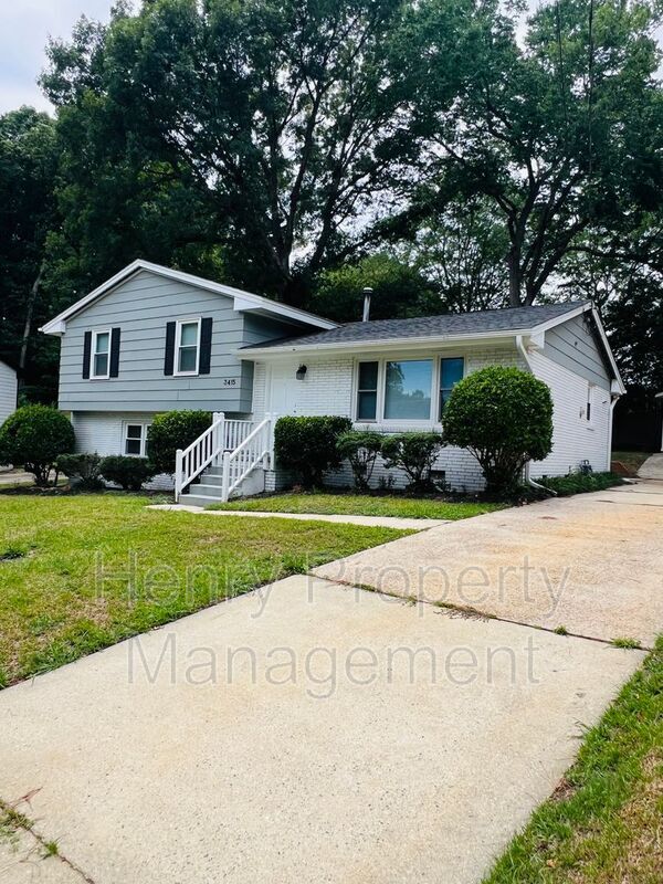 Building Photo - 3415 Carolyn Dr
