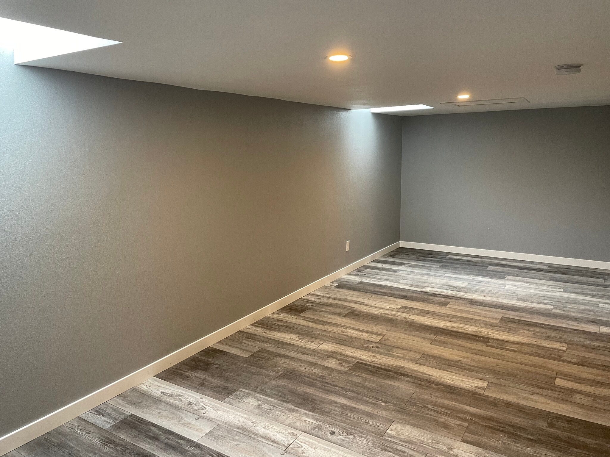 200 sq ft of storage! - 2621 Wood Ave
