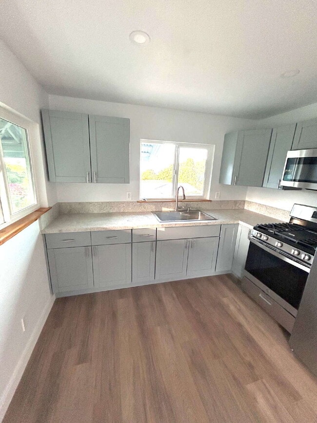 Building Photo - Available Now! 2bd/1ba for rent in Kapaau