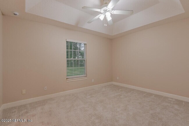 Building Photo - 2039 Navaho Ave