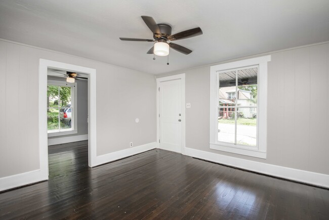 Living Room - 2208 Lincoln Street