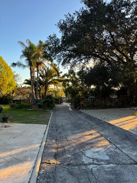 Building Photo - 9859 Foothill Blvd