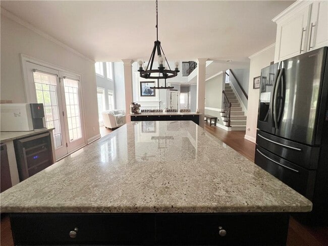 Building Photo - 7190 Belcrest Dr