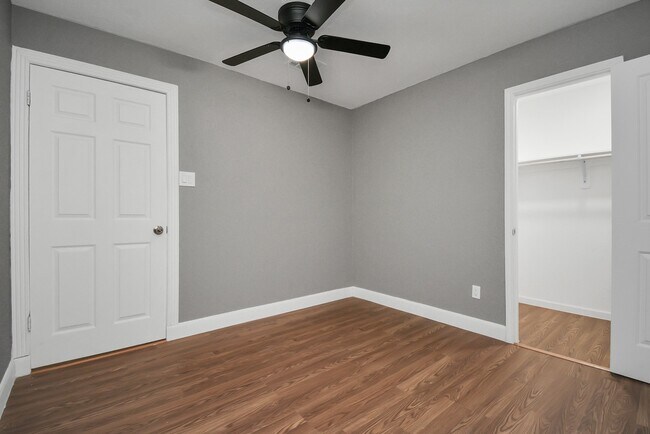Building Photo - 6439 Hidden Arbor Ln