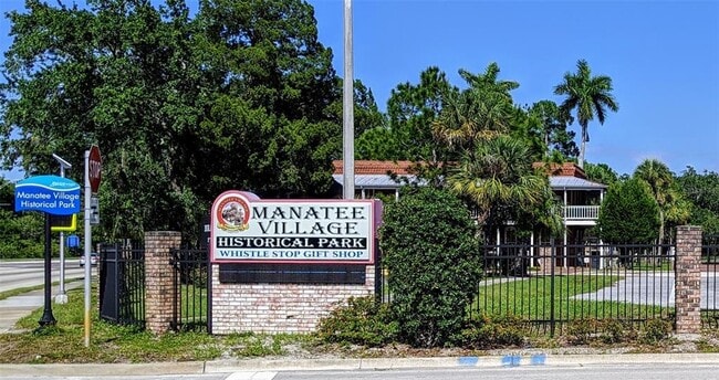 Building Photo - 3963 Lake Bayshore Dr