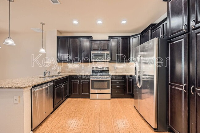 Building Photo - 8951 E Phillips Dr