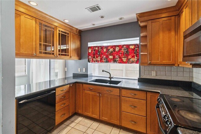 Building Photo - 610 Torrey Oaks Ct