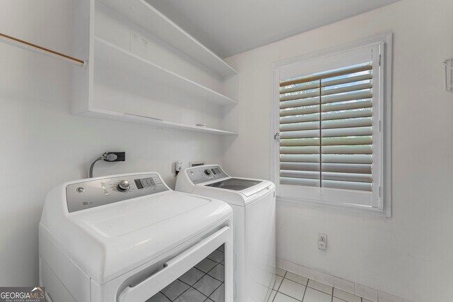 Building Photo - 603 Piney Woods Dr