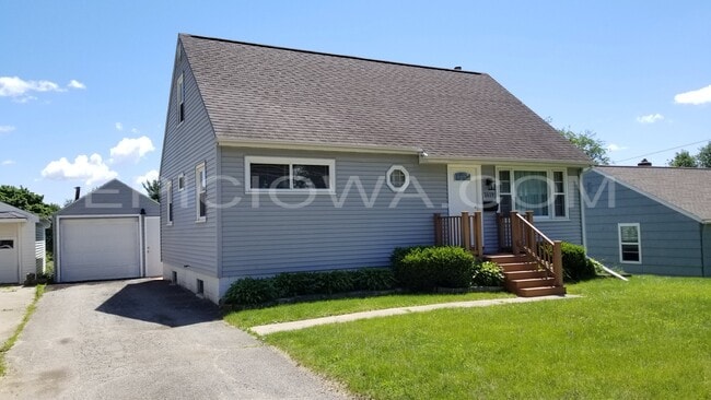 Building Photo - 1619 11th St NW