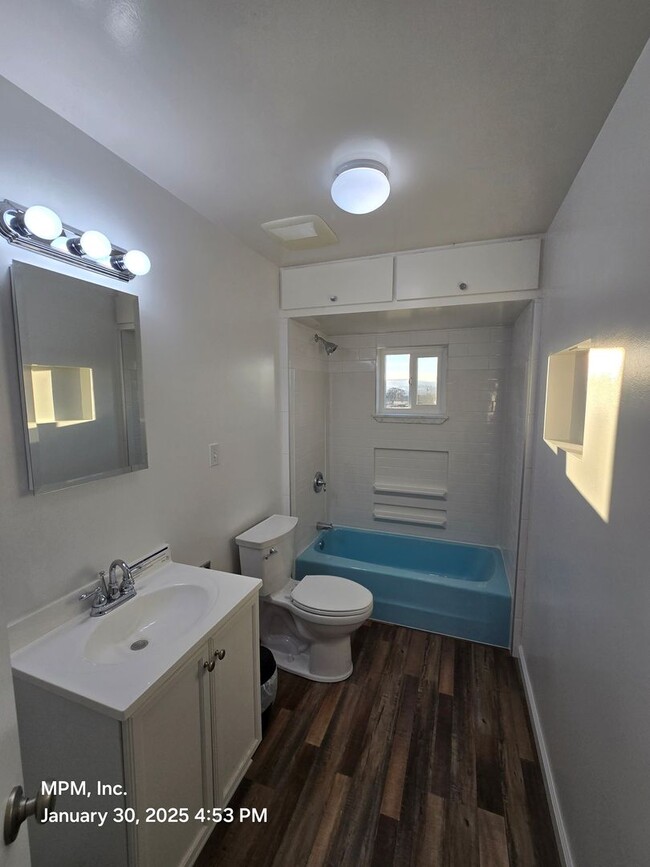 Building Photo - Newly remodeled 2 bedroom 1 bath on acreag...