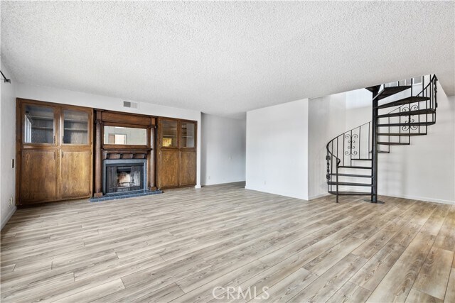 Building Photo - 440 Pacific St