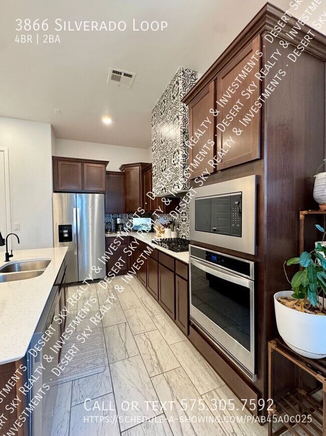 Building Photo - 3866 Silverado Lp