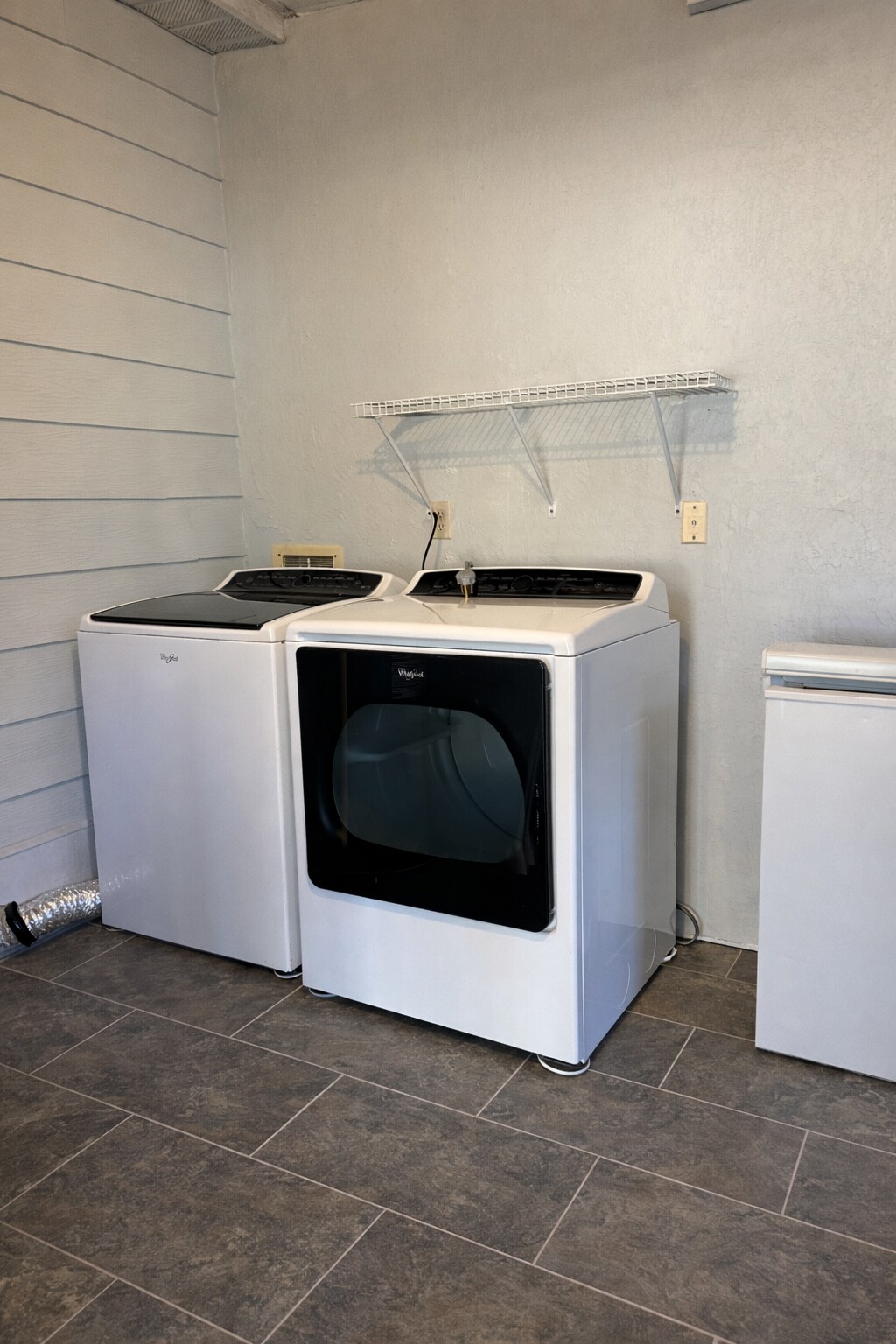 Building Photo - 8430 NW 39th Cir