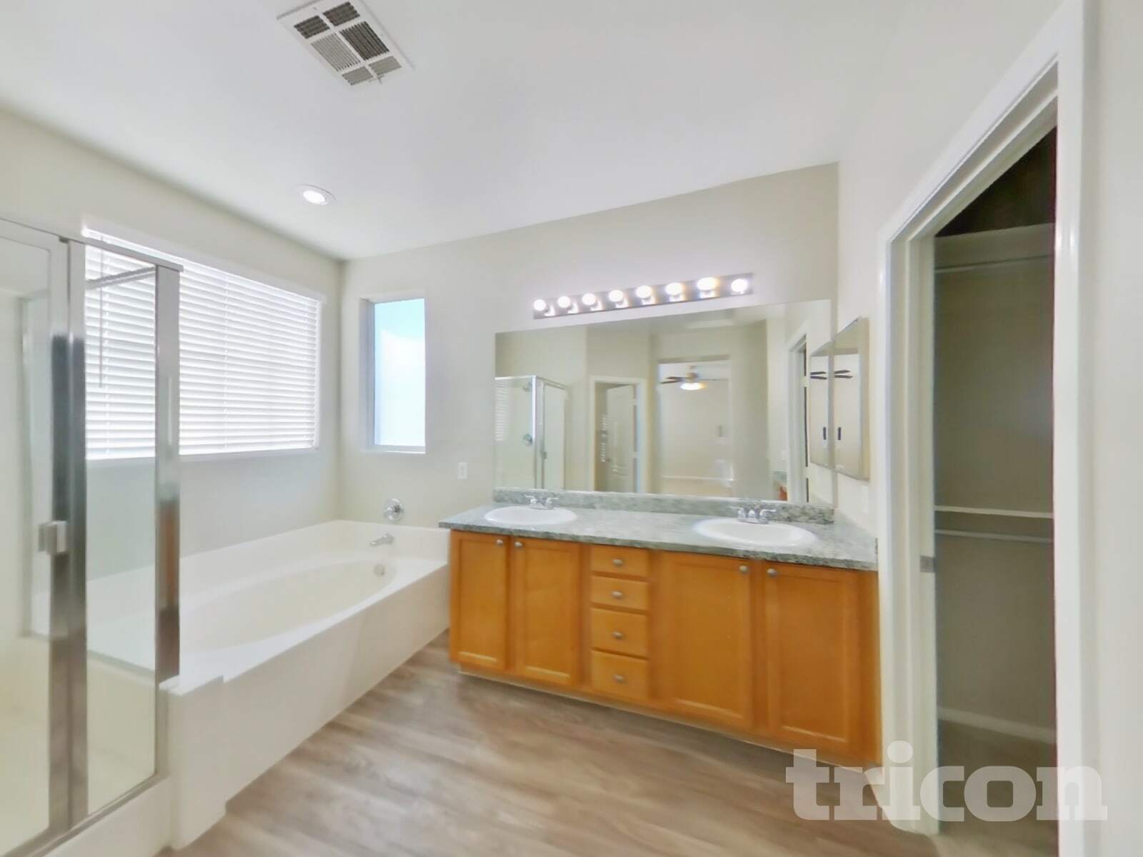 Building Photo - 705 Irish Mittens Ct