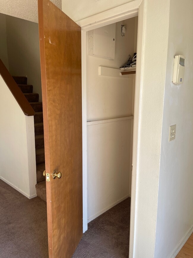 Building Photo - 750 Chorro St