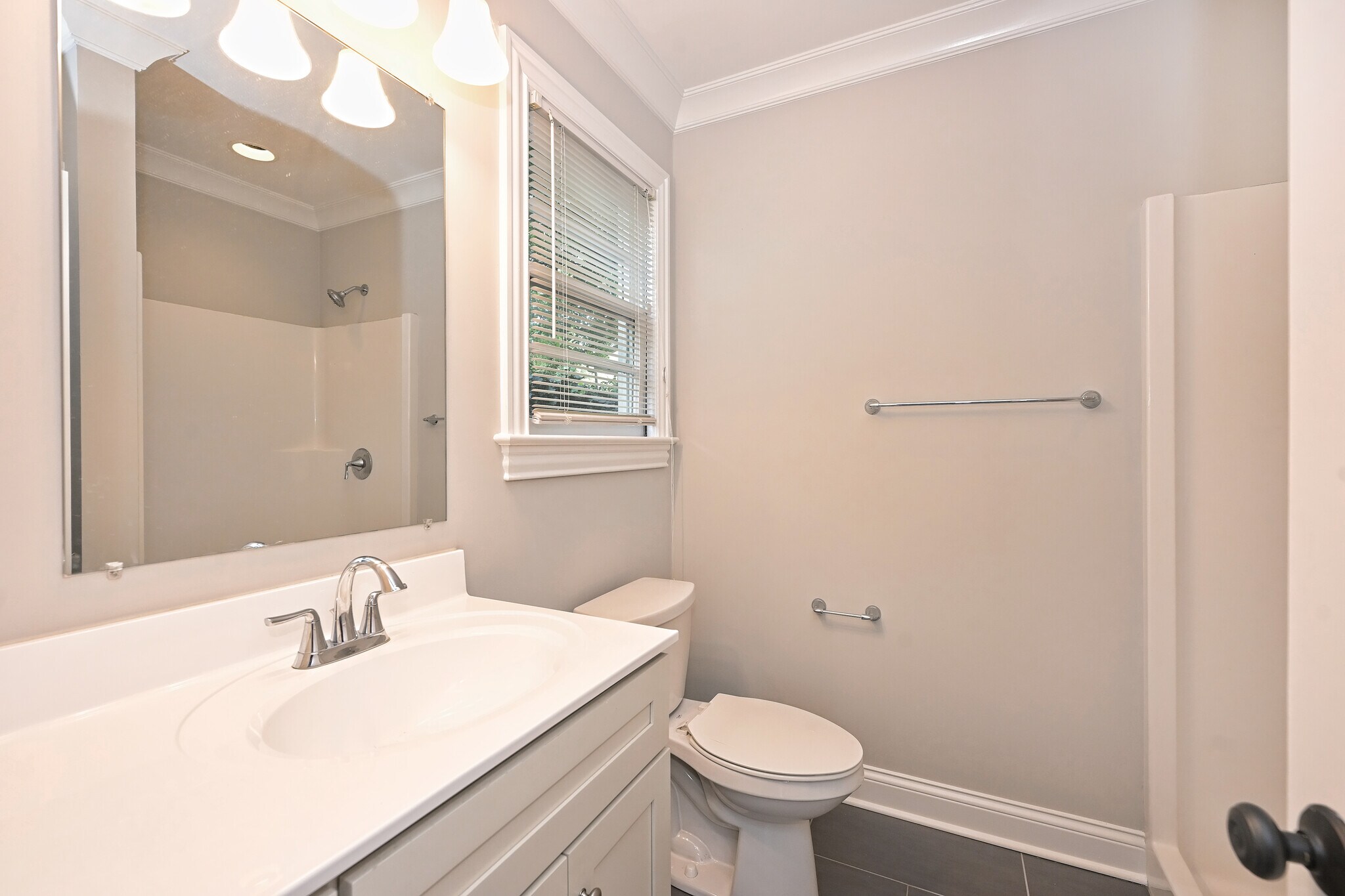 Building Photo - 1009 Grace St