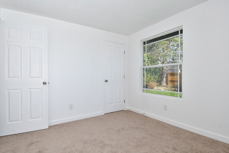 Building Photo - 2414 48th Ave