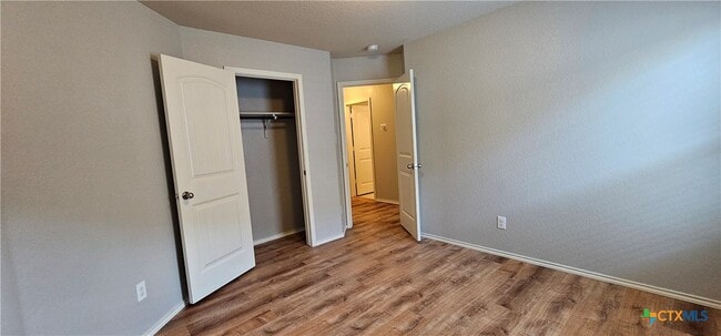 Building Photo - 1024 Sandwell Ct