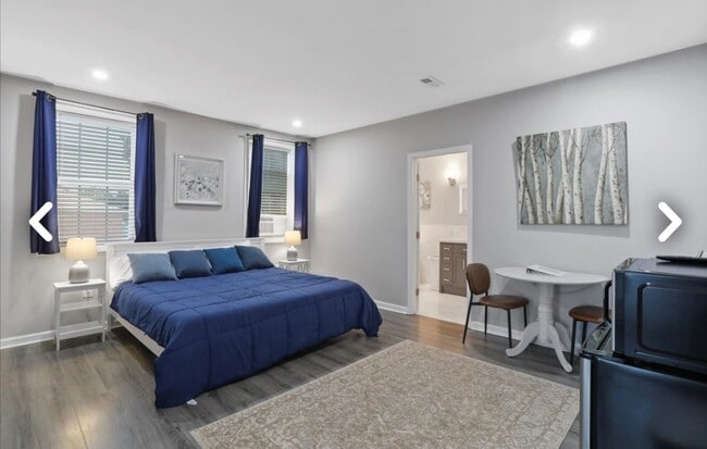 Building Photo - 13715 Dixie Dr