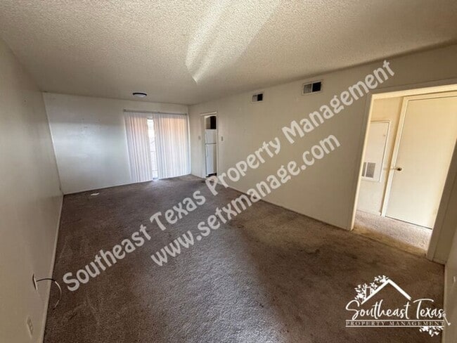 Building Photo - 4110 Arthur St