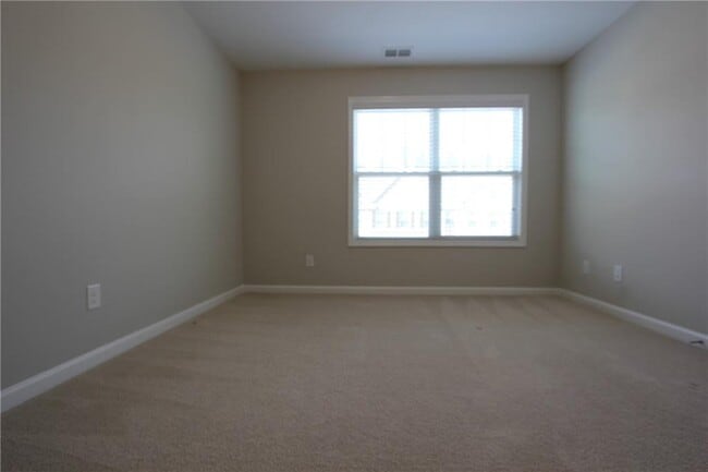 Building Photo - 1260 Elderwood Way