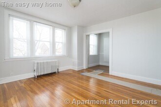 Building Photo - 138 Highland Ave