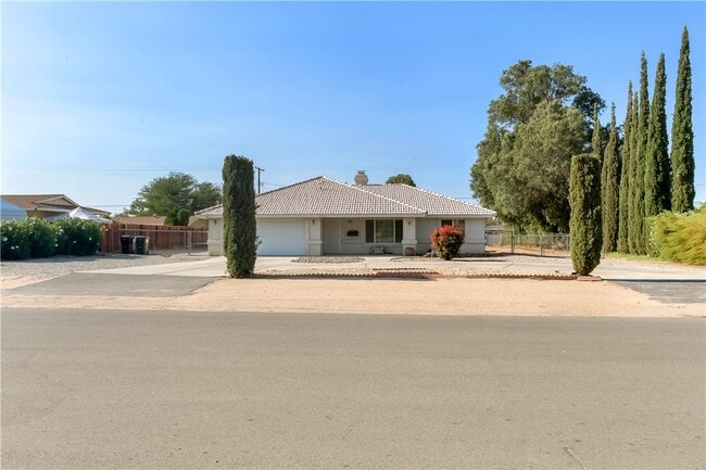 Primary Photo - 14776 Coalinga Rd
