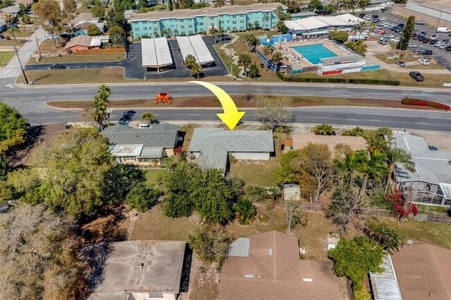 Building Photo - 11472 Park Blvd